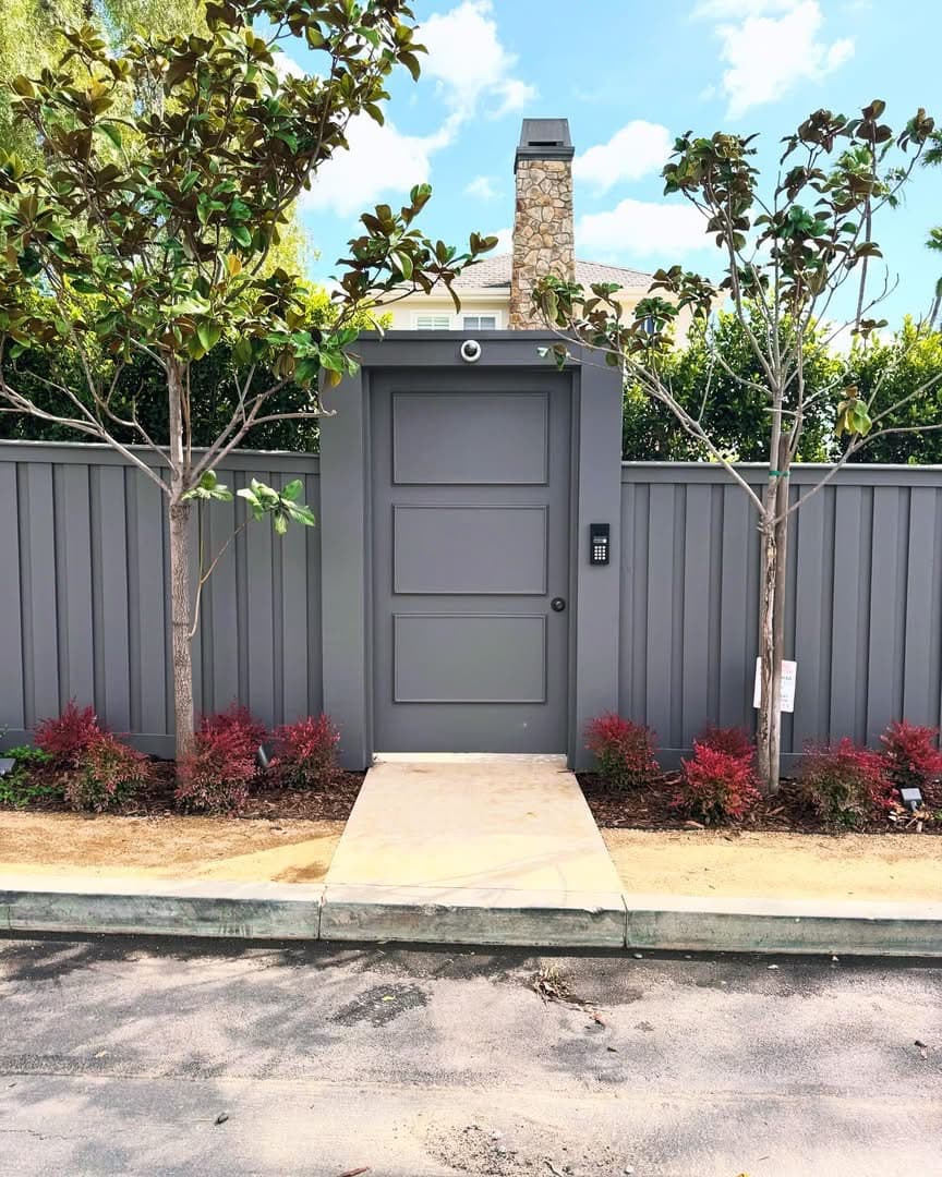 Custom modern gate with sophisticated design